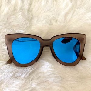 Women's Retro Large Chunky Cat Eye Frame w/ Color Mirror Lens